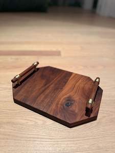 Plateau de service en bois de noyer avec poignées en laiton, décoration moderne de luxe, plateau pour fromage, collations, boissons, table basse, présentoir - Product Image 5