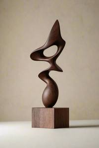 Pequeñas esculturas de madera para decoración de estanterías perfectas para añadir encanto a cualquier rincón del hogar - Product Image 4