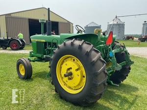 1968 Johnn 4020 Nuevo tractor de ruedas 4WD con potencia nominal Perkins 40HP - Product Image 5