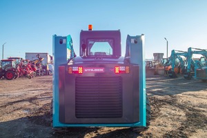 Chargeuse compacte sur pneus Sunward SWL3230 à moteur diesel, avec roulement central haute performance, pour la construction - Product Image 5