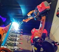 Nouveau robot industriel KUKA KR 8 R2100-2, charge utile de 8 kg, portée de 2100 mm, bras articulé à 6 axes, moteur servo AC et boîte de vitesses PLC IP67 KR C5