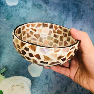 Bol en bambou de coco poli à la main avec art de la laque nacre |   Vaisselle décorative unique Bol artisanal traditionnel - Product Image 2