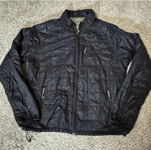 Chaqueta acolchada personalizada para hombre, ligera, cálida, con bolsillos con cremallera, carcasa a prueba de viento y dobladillo ajustable - Product Image 2