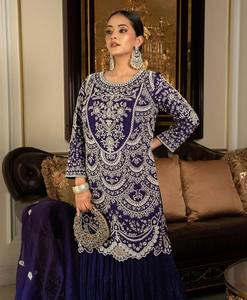 Women's Best Quality New Designer Party <b>Top</b> Pallazo & Dupatta Set by TENNECY-Reversible Quick Dry All Seasons - Product Image 3