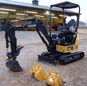 Miniexcavadora John Deere 17G Usada, Equipo de Construcción de Alta Calidad, Motor y Bomba de Bajo Consumo, 1 Año de Garantía, En Venta - Product Image 2