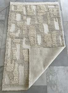 TAPIS MAROCAIN PRIX D'USINE FABRIQUÉ À LA MAIN pour LES MAISONS MODERNES et DE LUXE et INTÉRIEURS ÉLÉGANTS FABRIQUÉS EN FIL NATUREL NON TEINT - Product Image 2