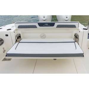 Bateau de pêche 2026 Cobia 305 CC avec coque en aluminium - Product Image 6