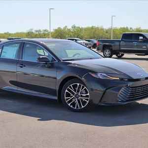 VENTAS DE AUTOMÓVILES TOYOTA Camry XLE 2.5L USADOS NUEVOS - Product Image 1