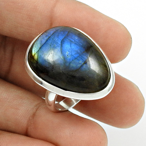 Cadeau d'anniversaire délicat Bague en pierre précieuse Labradorite bleu de feu naturel en argent sterling 925 Bijoux Prix d'usine en gros Fournisseurs - Product Image 3