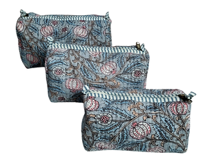 Bolsa de maquillaje acolchada Bolsa de algodón impresa con interior acolchado y cremallera Elaborada en algodón con cremallera, lista para exportación - Product Image 2