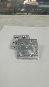 Fabricant de pièces métalliques d'usinage CNC Fournisseur fiable - Product Image 3