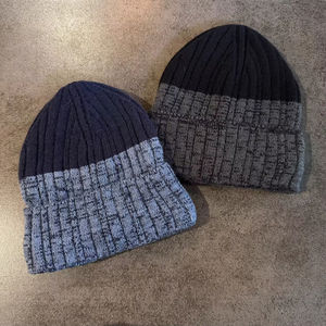 Gorros de Invierno Unisex de Estilo Vintage de Diseñador, 100% Acrílico, en Relieve, Cálidos y Suaves, Venta al por Mayor - Product Image 2