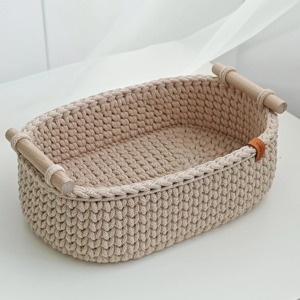 Cesta de Macramé Beige Hecha a Mano con Elegante Asa de Madera, Solución de Almacenamiento para la Organización del Hogar, Uso Decorativo y Práctico - Product Image 6