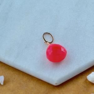 Colgante de Piedra Preciosa Facetada en Forma de Lágrima de Calcedonia Rosa, Piedra Natural Rosa Suave, Chapado en Oro Rosa, Joyería Artesanal - Product Image 5