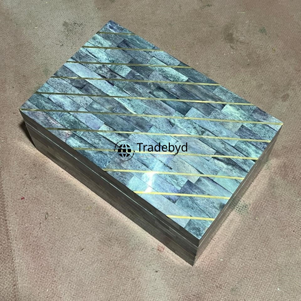 Disponible en différentes couleurs