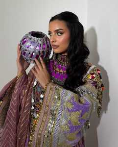 Créez votre propre collier, boucles d'oreilles, ensembles Matha Patti et Bindi, vêtements de mariée de luxe, ensemble de bijoux artificiels 4 pièces pour femmes - Product Image 3