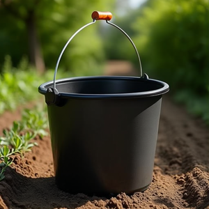 Cubo de polietileno negro de 20L para construcción con boquilla - Product Image 3