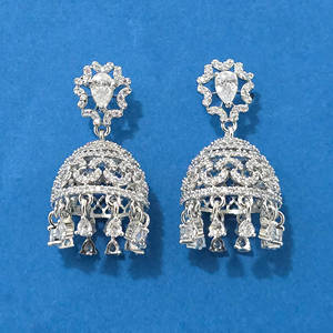 Colección exquisita, diseño impecable, Zirconia cúbica, Jhumki, 2 tonos, chapado en rodio, corte princesa, diamante, elegante diseño Mehndi - Product Image 3