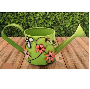 Regadera Decorativa de Metal Curvada a Mano con Mango Personalizado para Jardín - Product Image 4