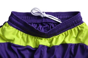 Uniforme de football personnalisé Service OEM Uniforme de football 100% polyester sublimé de haute qualité avec des couleurs vives - Product Image 6