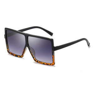 Lunettes de soleil carrées pour femmes, style rétro, monture surdimensionnée, pour fêtes, activités de plein air, cadeau, usage quotidien - Product Image 1