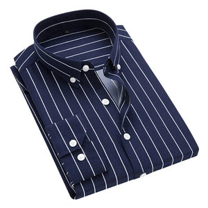 Camisas de algodón informales OEM personalizadas de alta calidad para hombre Nueva llegada Impresión de logotipo de color y tamaño personalizado para primavera - Product Image 3