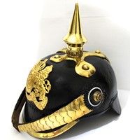 Casque Pickelhaube classique en cuir d'agate prussienne allemande authentique, fait main, motif couronne - Taille personnalisable pour collectionneurs
