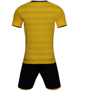 Tenue de match de football personnalisée, maillot et short imprimés, séchage rapide, respirant, polyester, uniforme d'entraînement de football, OEM ODM, commandes en gros - Product Image 2