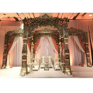 Superbe ensemble de Mandap de mariage sur le thème de Bollywood magnifiquement sculpté en FRP décoration de pilier en fer pour les fêtes - Product Image 1