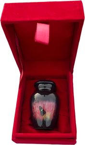 Urne funéraire en velours rouge humain pour cendres Urne funéraire pour adulte avec design gravé Urne de crémation pour cendres Conteneur de cendres (Noir) - Product Image 2