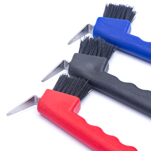 Brosse à sabot personnalisée pour chevaux Outil durable de nettoyage des sabots Équipement de toilettage équestre professionnel pour l'entretien des sabots et le maréchal-ferrant - Product Image 5