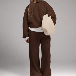 Conjunto de chándal de peso pesado Premium Hombres y mujeres Sudadera con capucha y pantalones de chándal Traje de dos piezas Proveedor al por mayor - Product Image 1