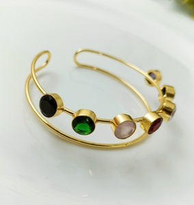 Bracelet en laiton doré avec quartz, bijoux élégants vintage pour femmes - Product Image 2