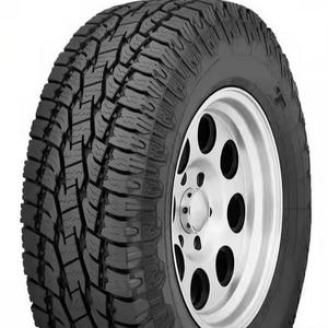 Pneu radial tout-terrain sans chambre à air 235/55ZR17 Neuf Garantie 1 an - Product Image 1