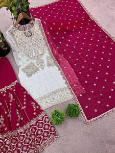 Nuevo Salwar Kameez de Diseño Moderno con Bordado Pesado y Trabajo en Relieve, Top-Plazzo Dupatta de Faux Georgette de Secado Rápido, Ajuste Regular para Playa - Product Image 5