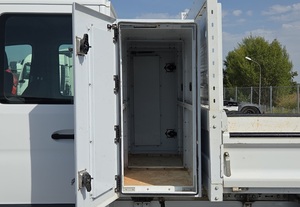 Fourgonnette Mercedes Sprinter Diesel 4X2 6 places Euro 6 Climatisation automatique Nouveau camion de fret - Product Image 2
