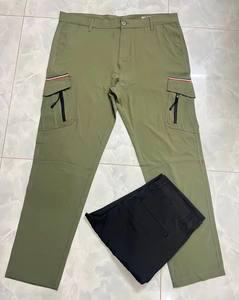 กางเกงคาร์โก้ผู้ชายคุณภาพสูง ผ้าฝ้าย 100% หนักปานกลาง กันลม มีหลายกระเป๋า ทรงตรง สไตล์ลำลอง สีกากี - Product Image 3