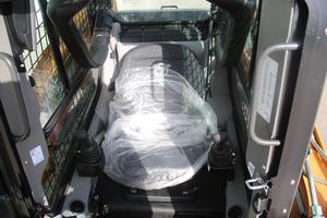 รถตักเล็ก2024 TR270B ตีนตะขาบด้านหน้ามอเตอร์ปั๊มแบริ่งเครื่องยนต์ส่วนประกอบหลักรวมอยู่ด้วย - Product Image 2