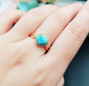 Impressionnant fait à la main en argent Sterling plaqué or Turquoise pierre précieuse bague 10mm lunette réglage coeur forme bijoux pour l'été avec cadeau - Product Image 2