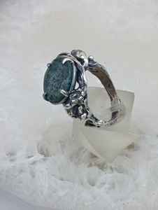 Bague tendance en argent 925 faite à la main avec pierre de style émeraude de qualité supérieure, bijoux en gros d'Istanbul pour les boutiques et les détaillants - Product Image 2
