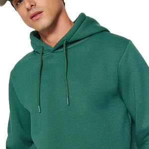 เสื้อฮู้ดผู้ชายแบบขายส่ง ผ้าฟลีซ ดีไซน์เรียบง่ายสำหรับฤดูหนาว รับสกรีนโลโก้ตามแบบที่ต้องการ บริการปรับแต่งอย่างมืออาชีพ ระบายอากาศได้ดี - Product Image 2