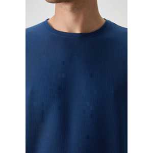 T-shirt basique pour homme Parliament, en tissu gaufré interlock texturé, coupe ample, 100% coton, style 88379 - Product Image 5