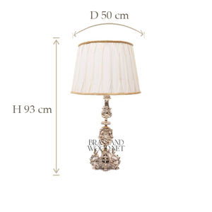 Lampe de table de luxe en laiton argenté avec abat-jour en tissu plissé Orné à la main Accent d'éclairage décoratif classique - Product Image 5