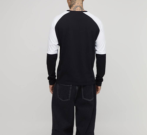 T-shirt pour homme à manches longues à double couche personnalisé, coupe régulière, streetwear, couture propre, motif de couleur contrastée, uniforme de baseball, hauts de t-shirts - Product Image 6