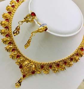 Collier en cuivre vintage d'inspiration indienne ensemble de diamants classiques cadeau de bijoux de mode plaqué or 14 carats élégant - Product Image 3