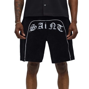 Shorts en velours personnalisés de luxe, broderie lourde, streetwear vintage, shorts pour hommes, shorts en velours Raffle - Product Image 1