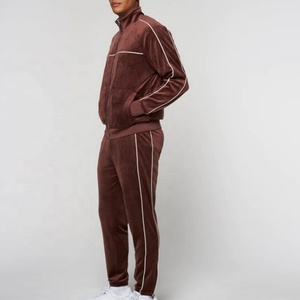 Personalización Moda Zip up Chándal Diseño de línea apilada Joggers Set Hombres Velour Sudadera y pantalones de chándal Traje para hombre - Product Image 6