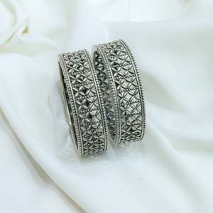 925 Silver Ditya Petal Jali Statement Bangle Single Piece Fine Silver Bangles - Product Image 2