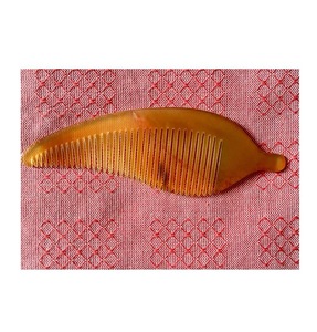 Peine de Cuerno de Búfalo para el Cuidado del Cabello y Estilo de Alta Calidad - Product Image 5