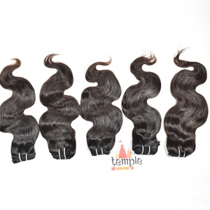 Vente en gros 100% paquets vierges de cheveux indiens bruts de couleur naturelle pour femmes noires pas cher machine double trame extensions de cheveux humains à vagues profondes - Product Image 4